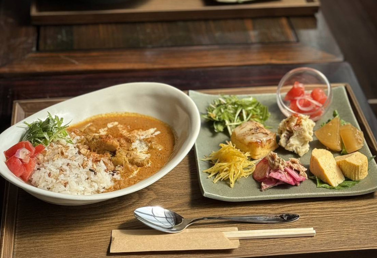 ▼玉ねぎ糀のスパイスココナッツカレー